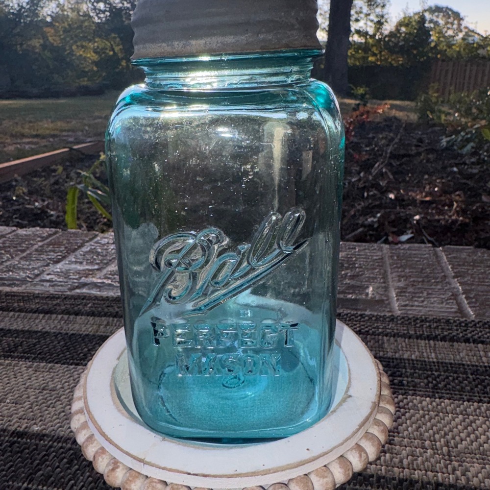 Vintage 1923-1933 Ball Perfect Mason Jar Quart Blue Glass Zinc Lid Number 9